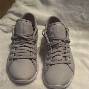 Reebok Light Gray Lace-Up Sneakers